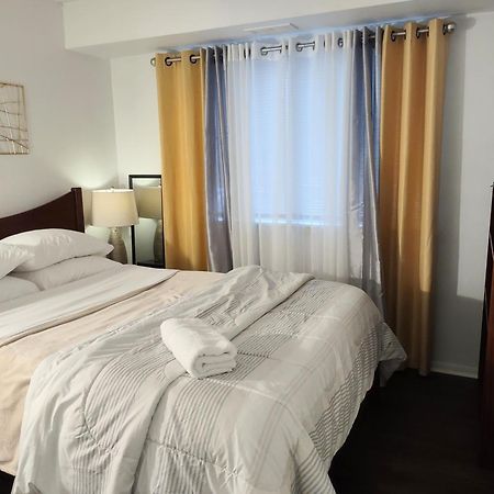 Desirable Condo In Central ראלי מראה חיצוני תמונה